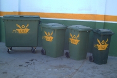 CONTENEDORES-RECOGIDA-CAMION-RECOLECTOR